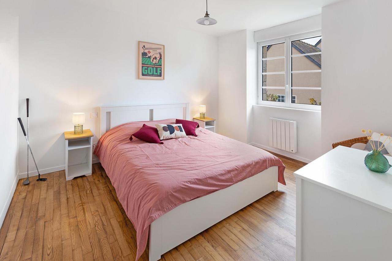 شقة Loft British Au Pied Du Mont ! بونتورسون المظهر الخارجي الصورة